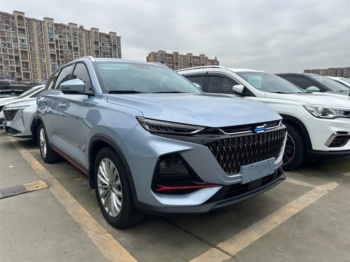 長(zhǎng)安歐尚 長(zhǎng)安歐尚X7 PLUS  2022款 1.5T 藍(lán)鯨自動(dòng)尊貴型圖片