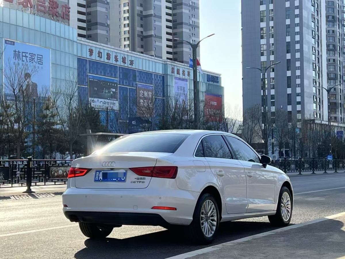 奧迪 奧迪A3  2015款 Limousine 35 TFSI 百萬紀(jì)念智領(lǐng)型圖片