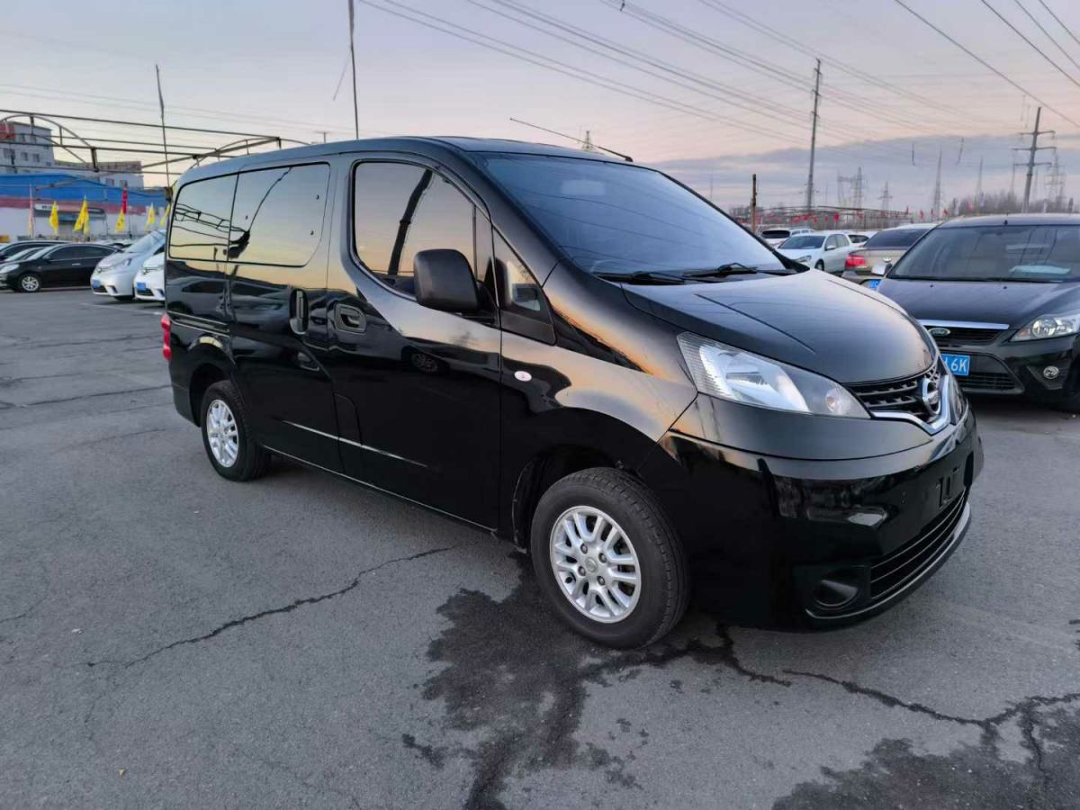 日產 NV200  2011款 1.6L 223座 尊貴型圖片