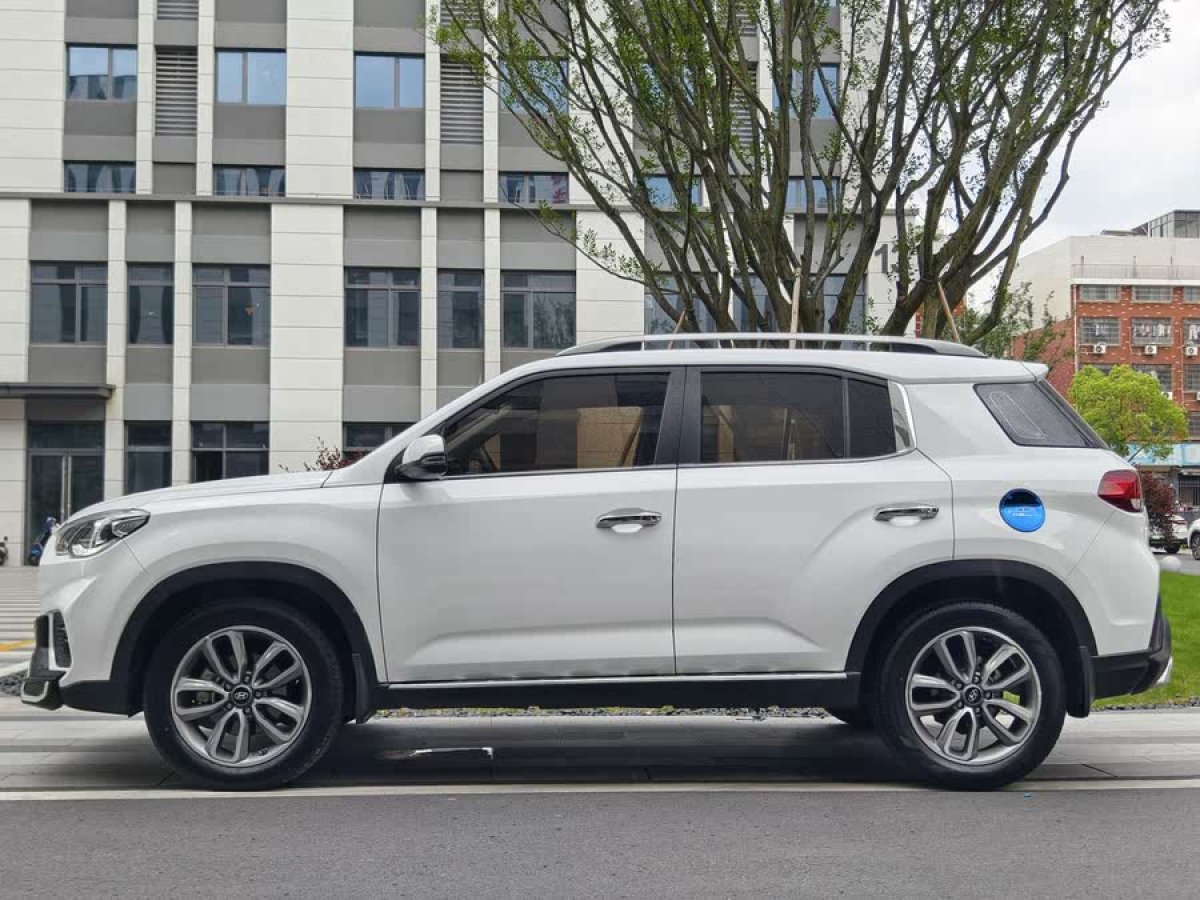 現(xiàn)代 ix35  2020款 2.0L 自動(dòng)兩驅(qū)智勇?暢享版圖片