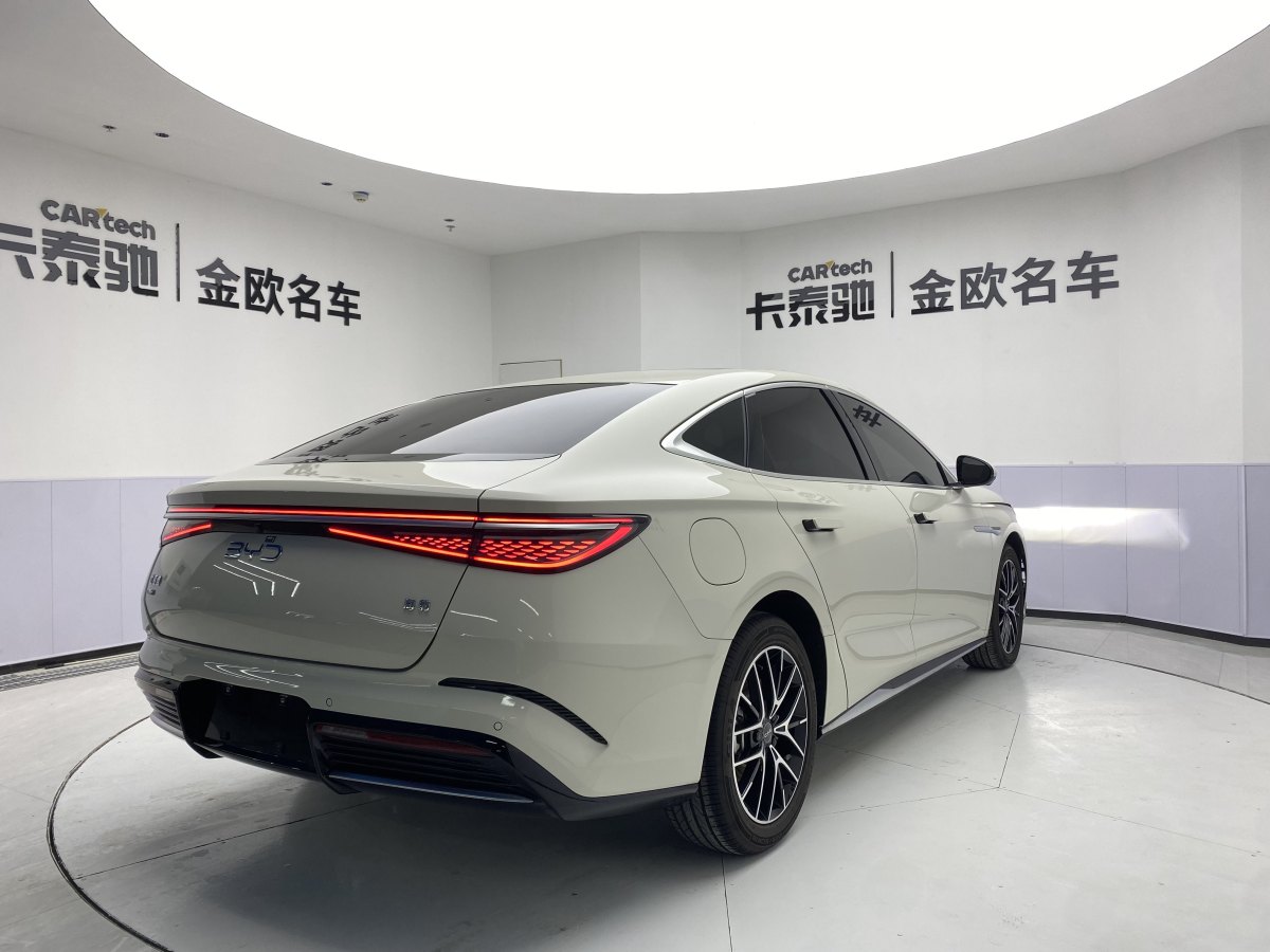 比亞迪 海豹  2023款 DM-i 1.5L 121km 尊貴型圖片