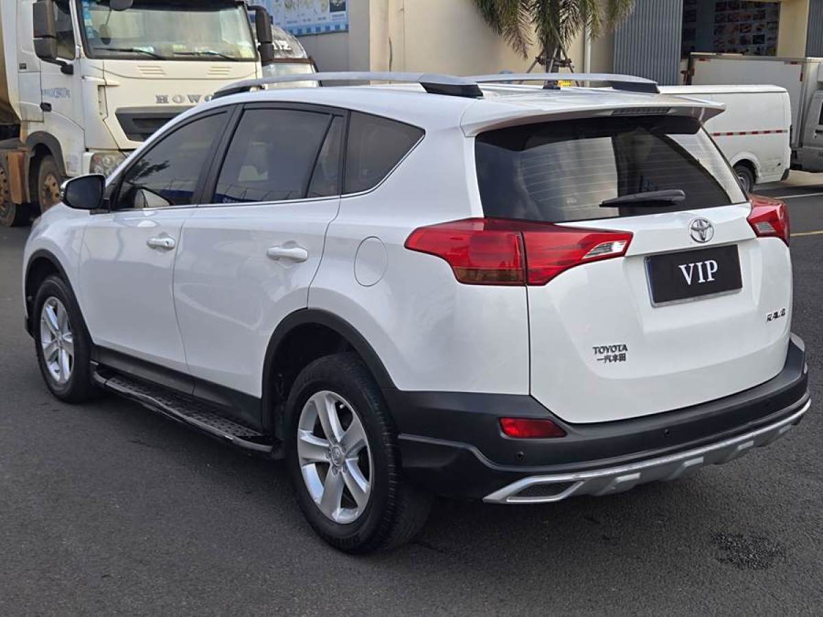 豐田 RAV4榮放  2013款 2.0L CVT兩驅(qū)都市版圖片