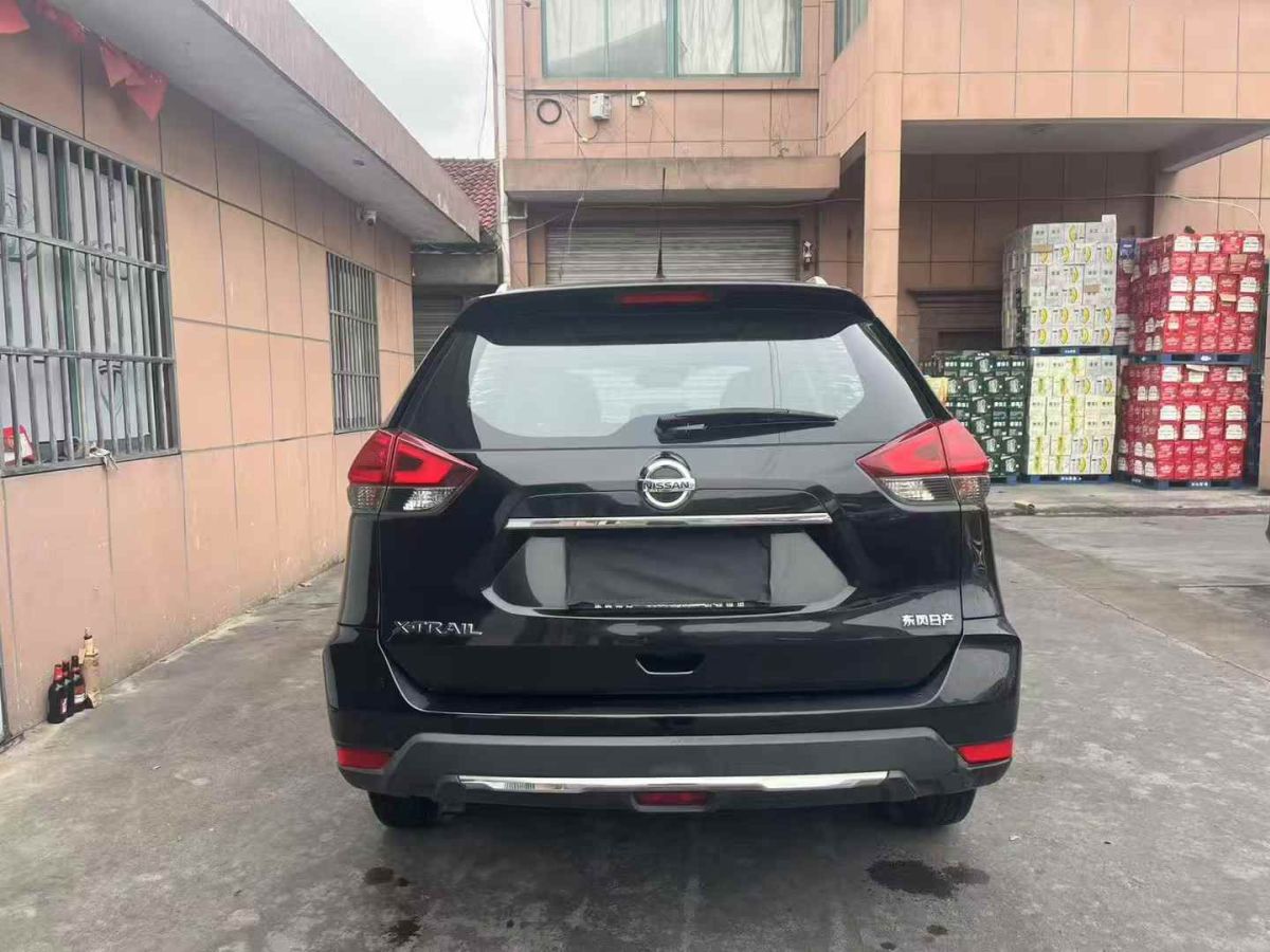日產(chǎn) 奇駿  2019款 2.0L CVT七座舒適版 2WD圖片