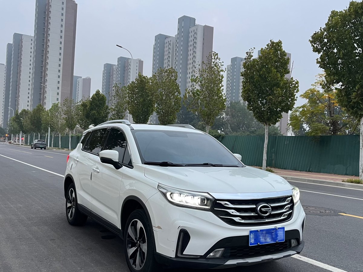 廣汽傳祺 GS4  2018款 235T DCT兩驅豪華智聯(lián)百萬紀念版圖片