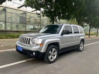 2011年1月 Jeep 自由客(进口) 2.4 70周年限量版图片