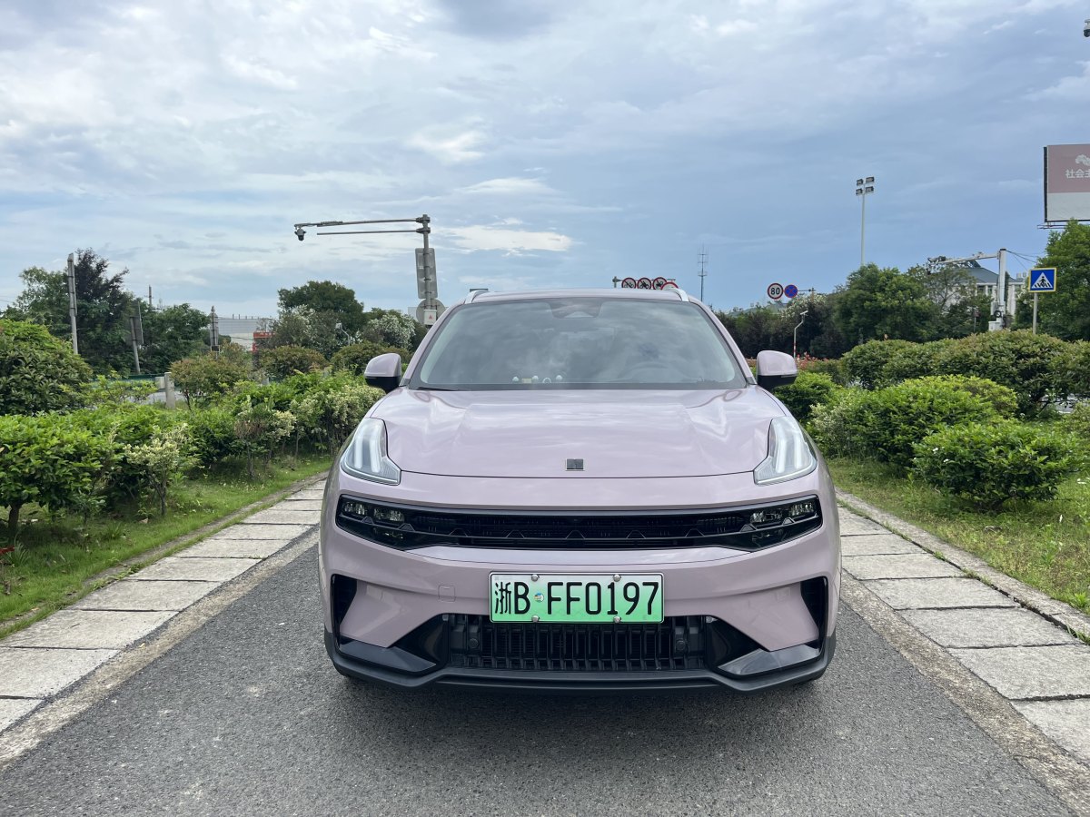 領(lǐng)克 領(lǐng)克06新能源  2022款 PHEV Shero粉色特別版圖片