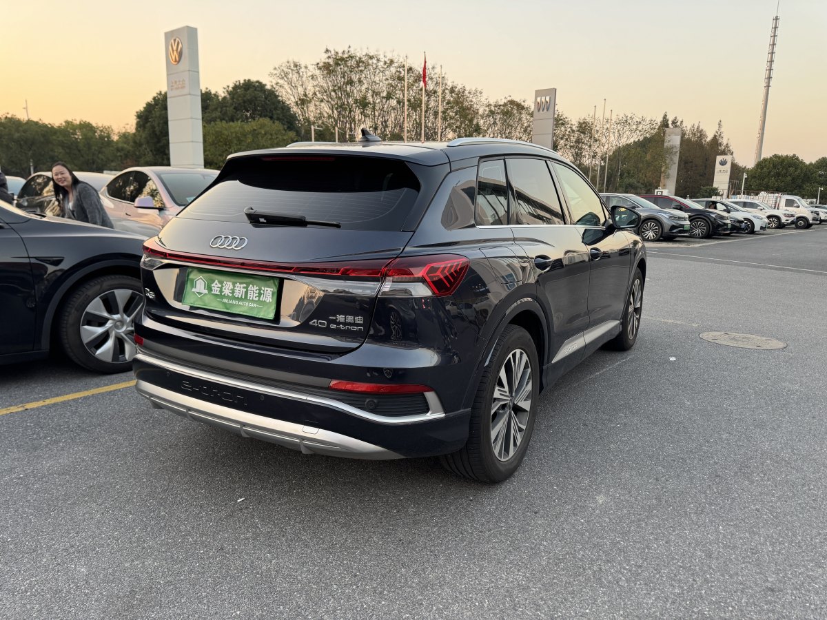 奧迪 奧迪Q4 e-tron  2023款 40 e-tron 創(chuàng)境版圖片