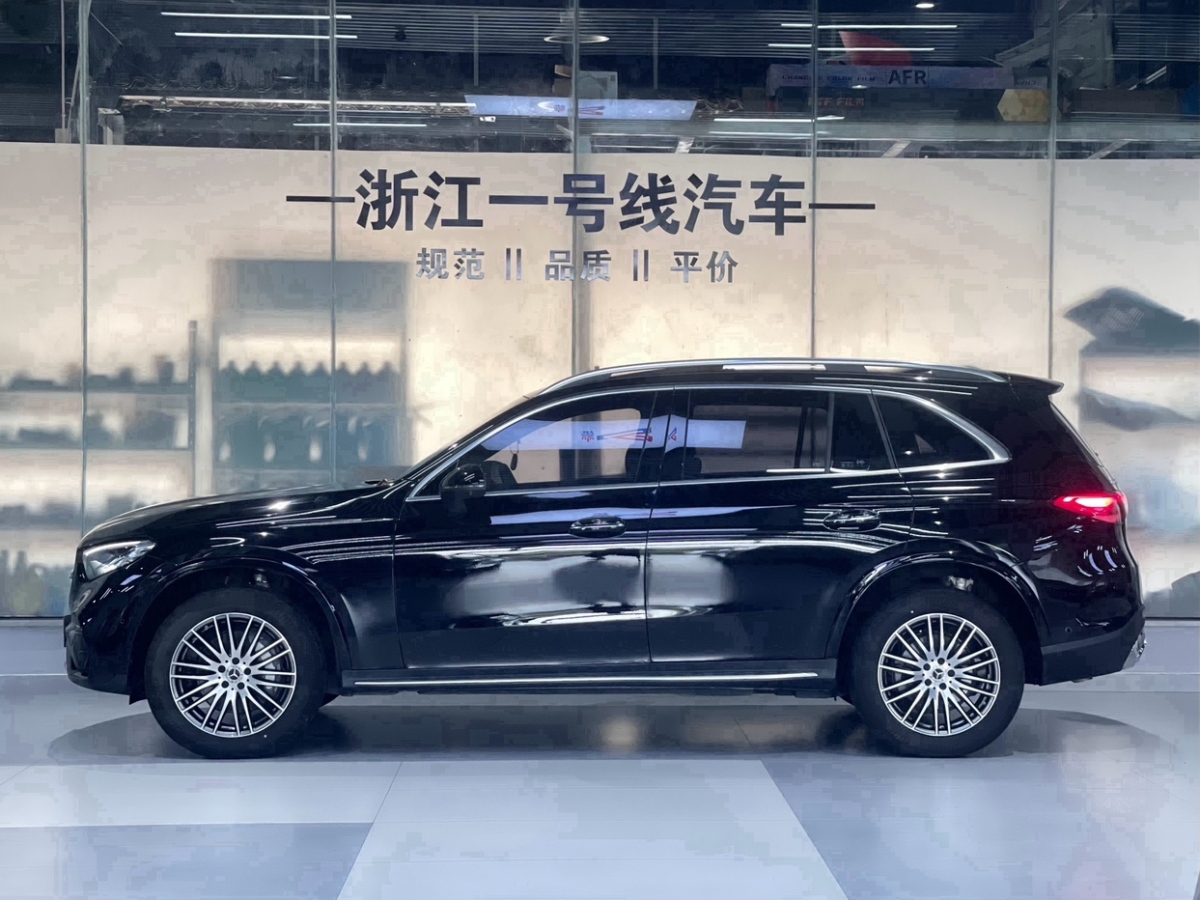 奔馳 奔馳GLC  2023款 GLC 300 L 4MATIC 動(dòng)感型 5座圖片