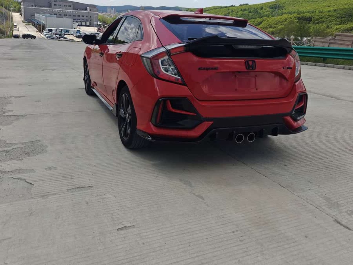 本田 思域  2021款 HATCHBACK 220TURBO CVT潮酷控圖片
