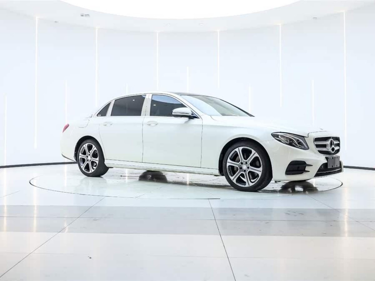 奔馳 奔馳E級  2016款 E 300 L 運動豪華型圖片