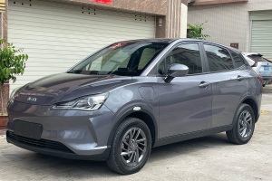 哪吒V 哪吒 標(biāo)準(zhǔn)續(xù)航娛樂版升級型