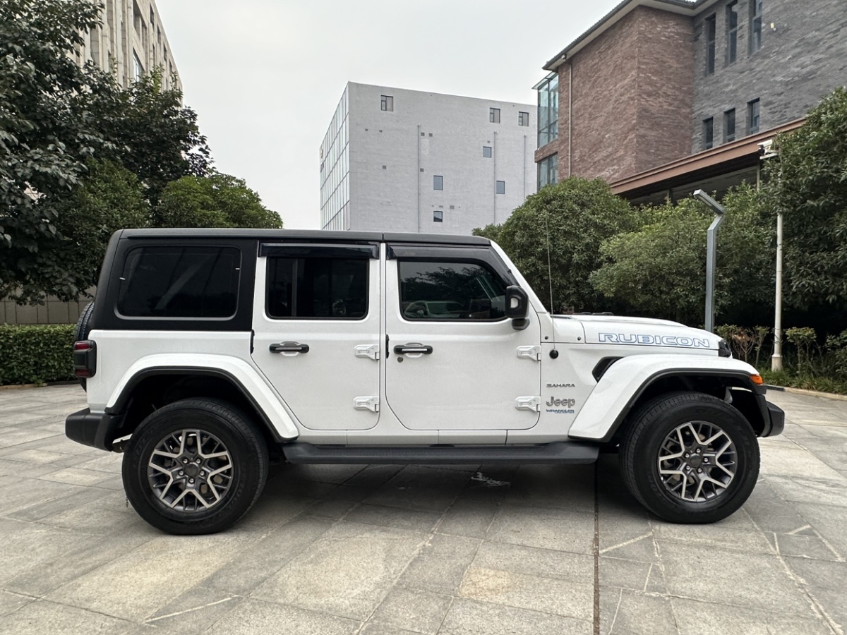 Jeep 牧馬人新能源  2021款 四門 2.0T 4xe 撒哈拉圖片