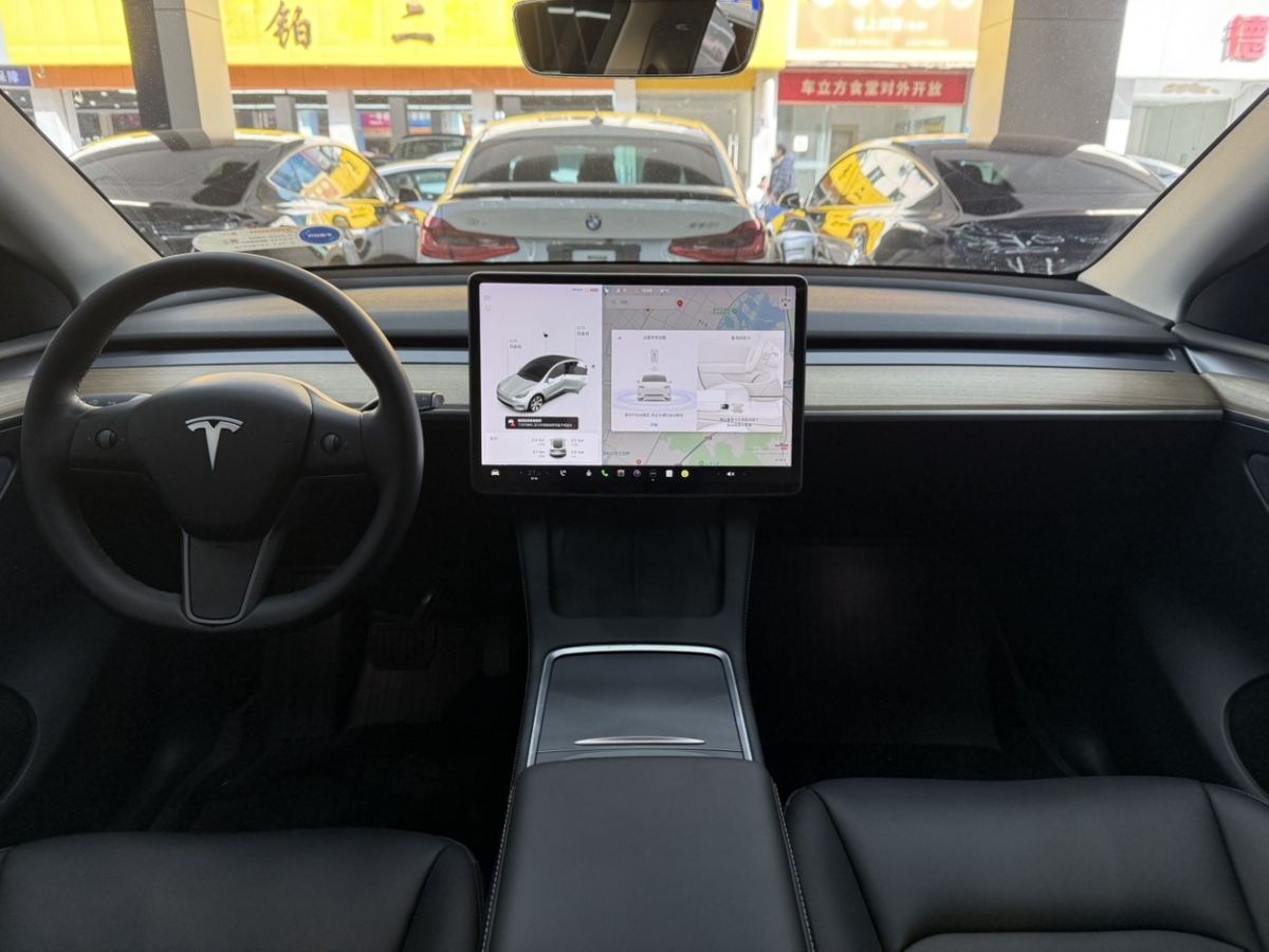 特斯拉 Model 3  2022款 Performance高性能全輪驅(qū)動(dòng)版圖片