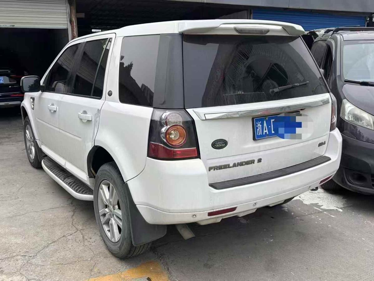 路虎 神行者  2014款 2代 2.0T Si4 HSE 汽油版圖片