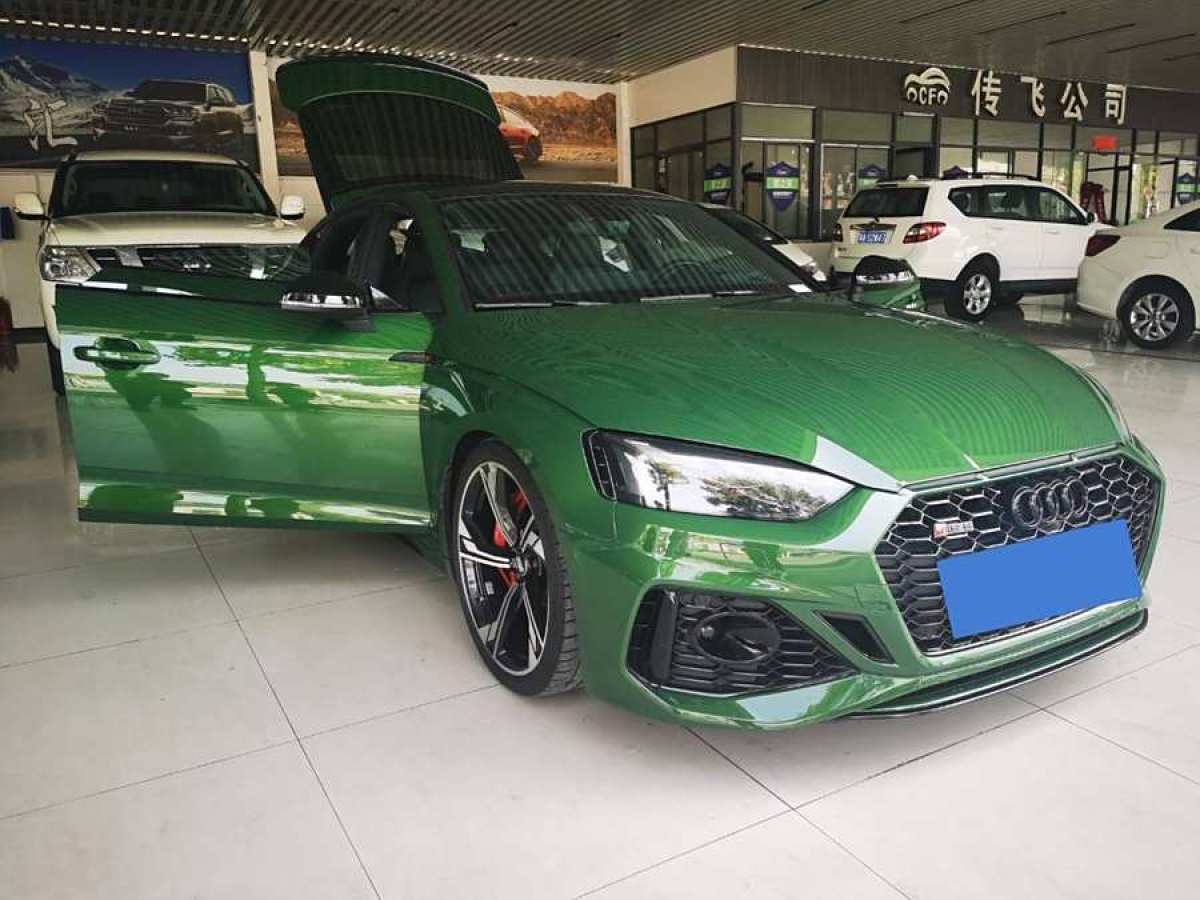 奧迪 奧迪RS 5  2021款 RS5 Sportback 黑曜版圖片