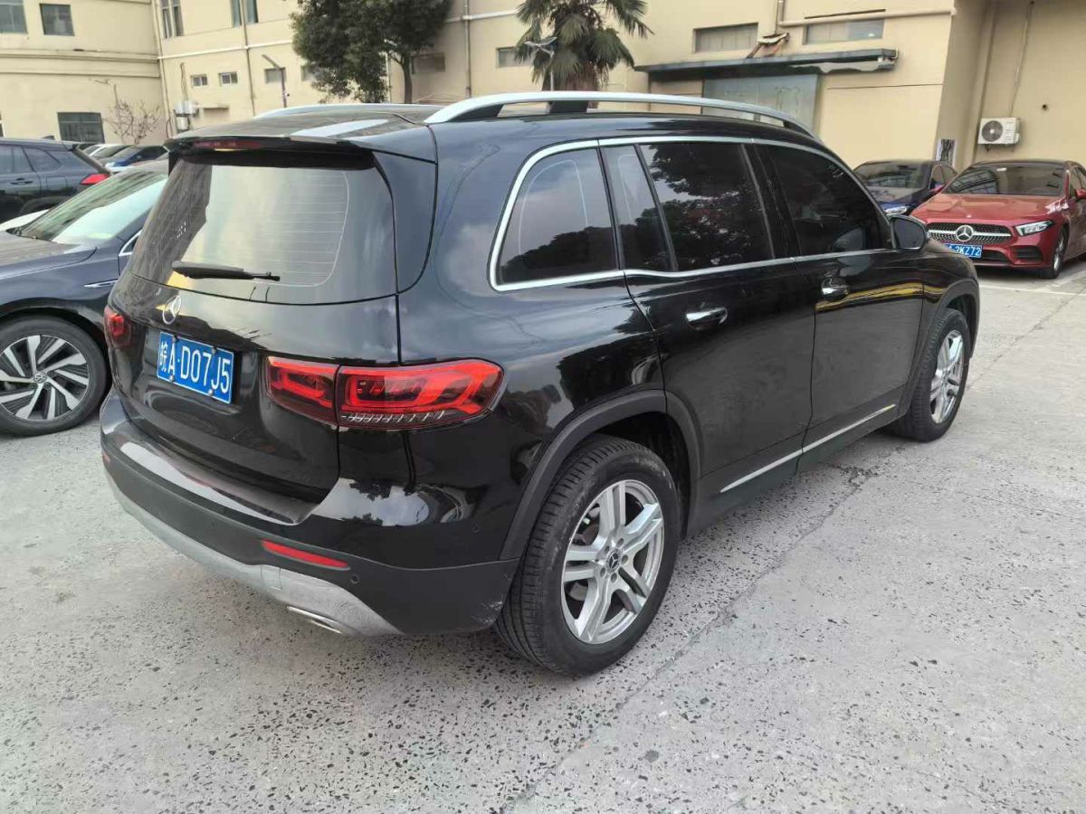 奔馳 奔馳GLC  2023款 GLC 260 L 4MATIC 動(dòng)感型 5座圖片