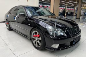 皇冠 豐田 2.5L Royal 真皮版