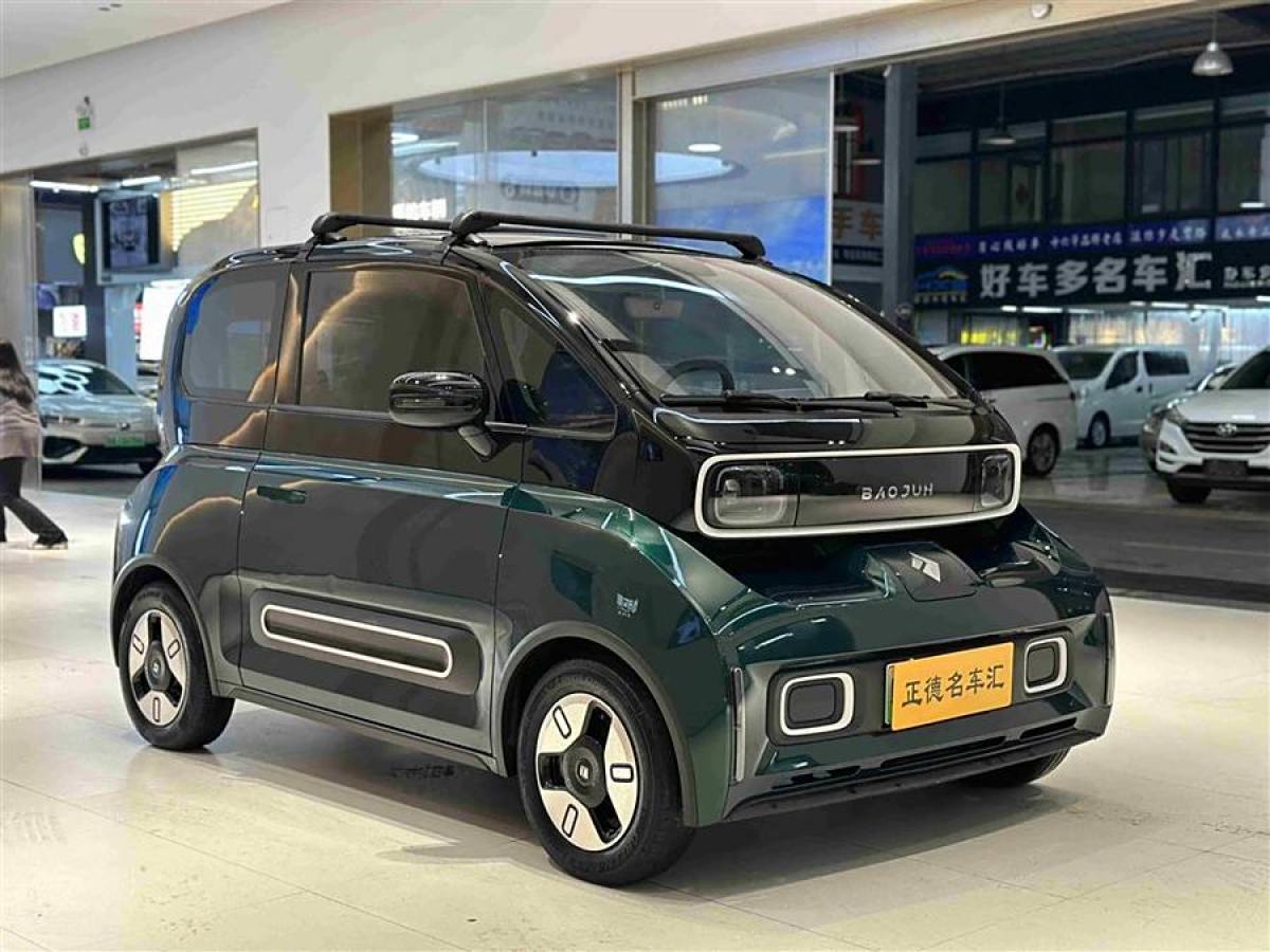 寶駿 寶駿KiWi EV  2022款 藝術(shù)家輕享版 三元鋰圖片