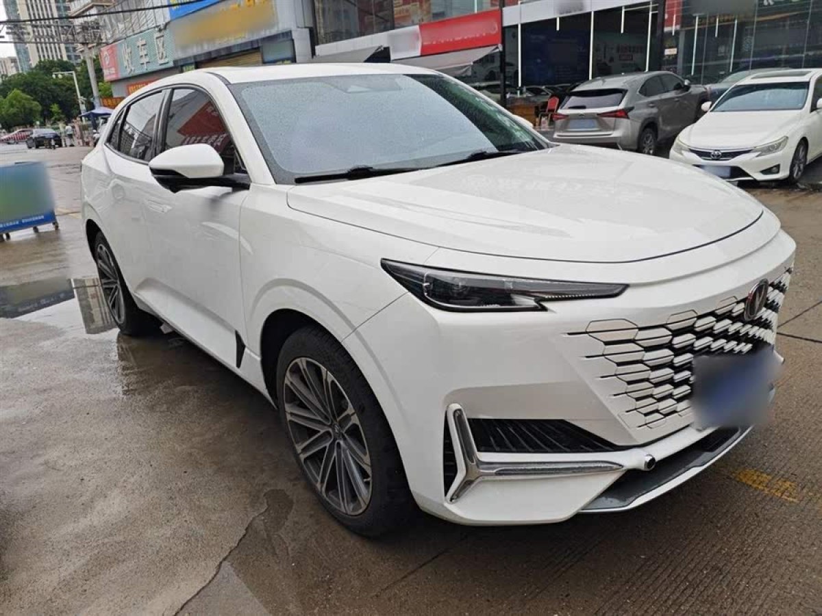長安 長安UNI-K  2021款 2.0T 尊貴型圖片