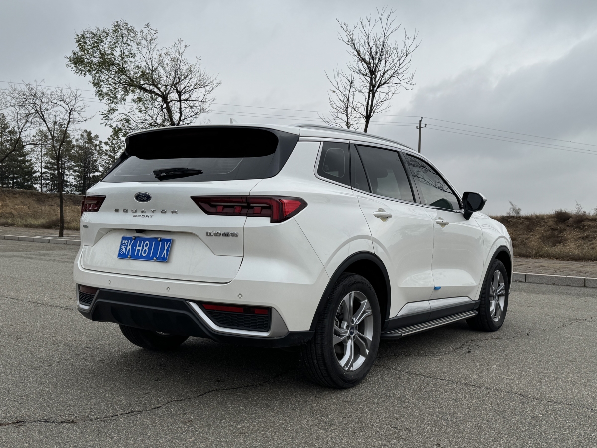 福特 領(lǐng)睿  2022款 改款 EcoBoost 170 尊領(lǐng)型PLUS圖片