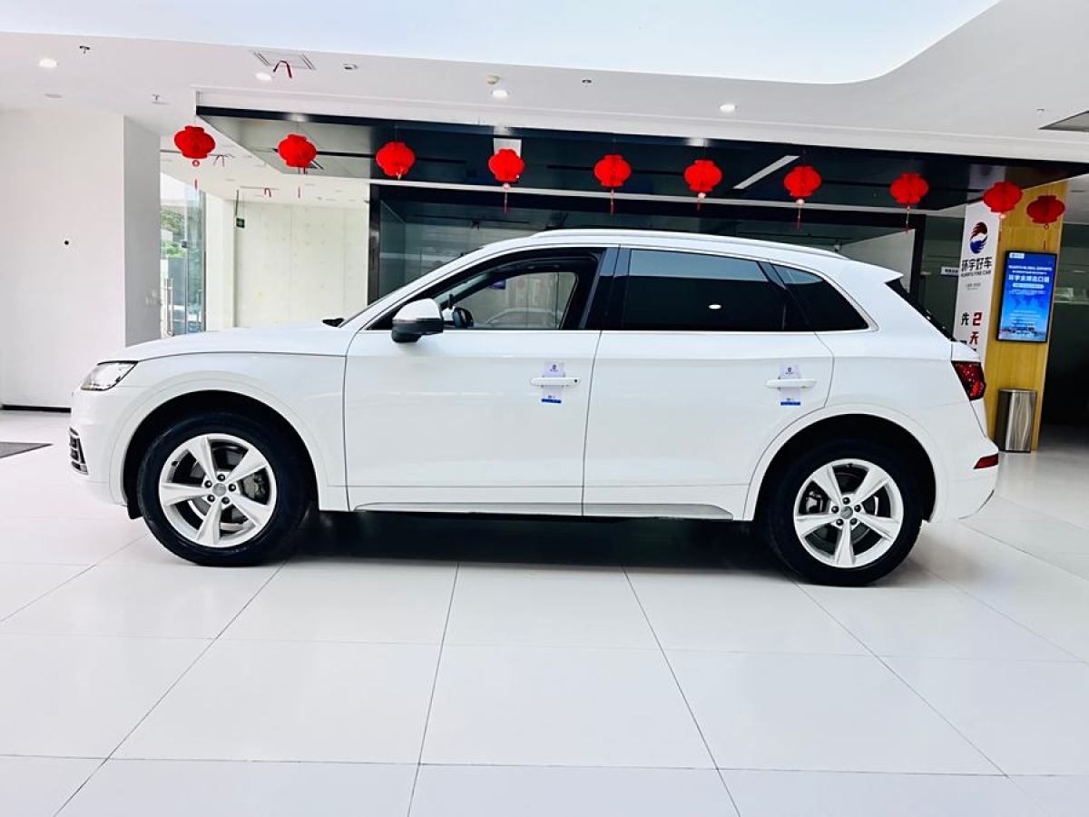 奧迪 奧迪Q5L  2020款 改款 40 TFSI 榮享進取型圖片