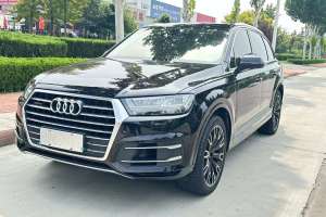 奧迪Q7 奧迪 55 TFSI quattro 黑武士專享版