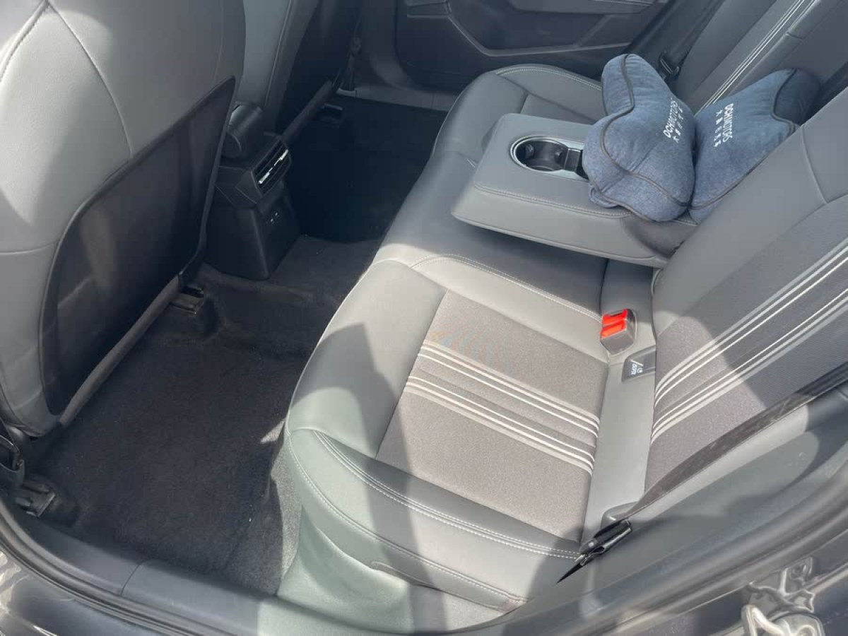 奧迪 奧迪A3  2024款 A3L Limousine 35 TFSI 時(shí)尚運(yùn)動(dòng)型圖片