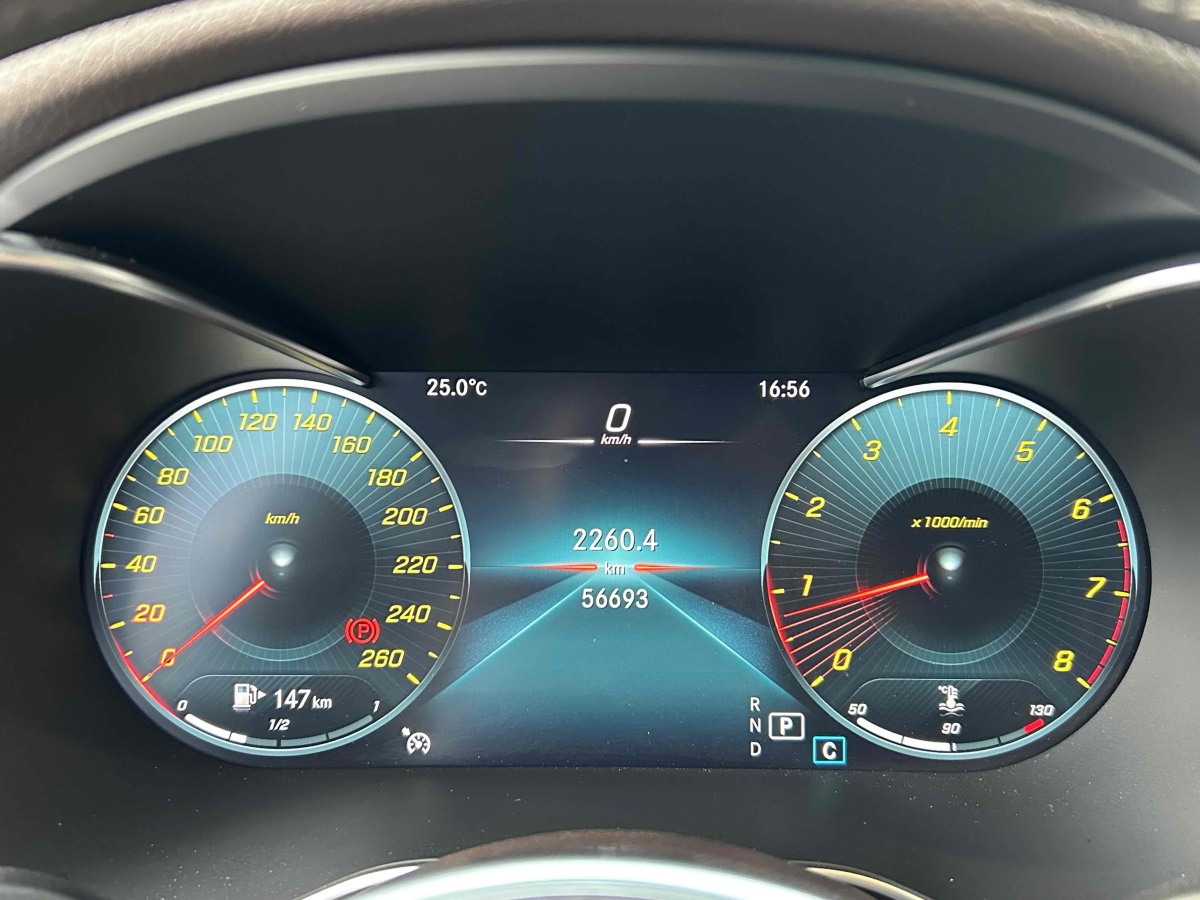 奔馳 奔馳GLC  2018款 改款 GLC 260 4MATIC 豪華型圖片
