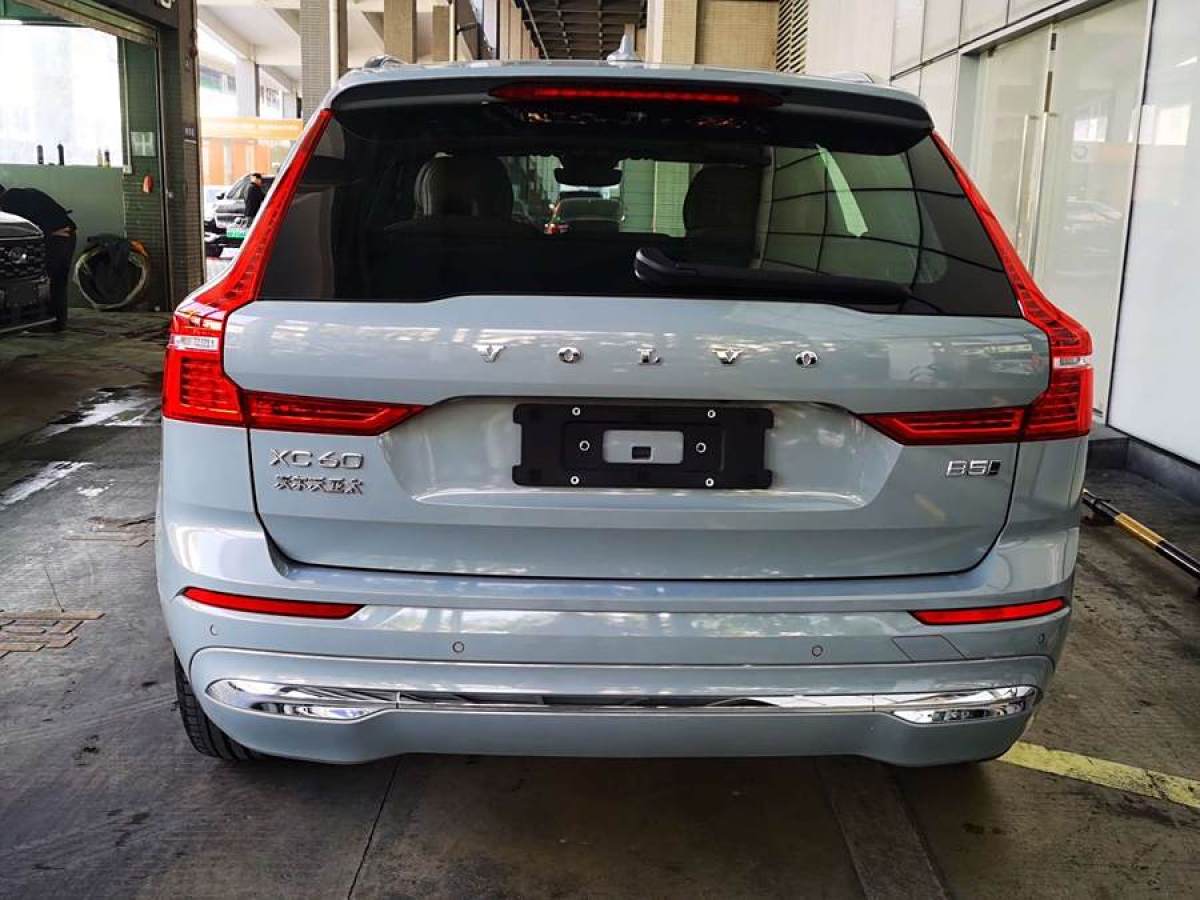 沃爾沃 XC60  2024款 B5 四驅(qū)智遠(yuǎn)豪華版圖片