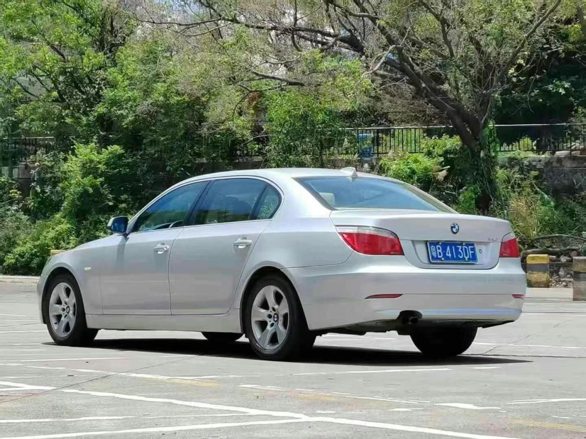寶馬 寶馬5系  2009款 528i xDrive 2.0T 四驅(qū)版圖片