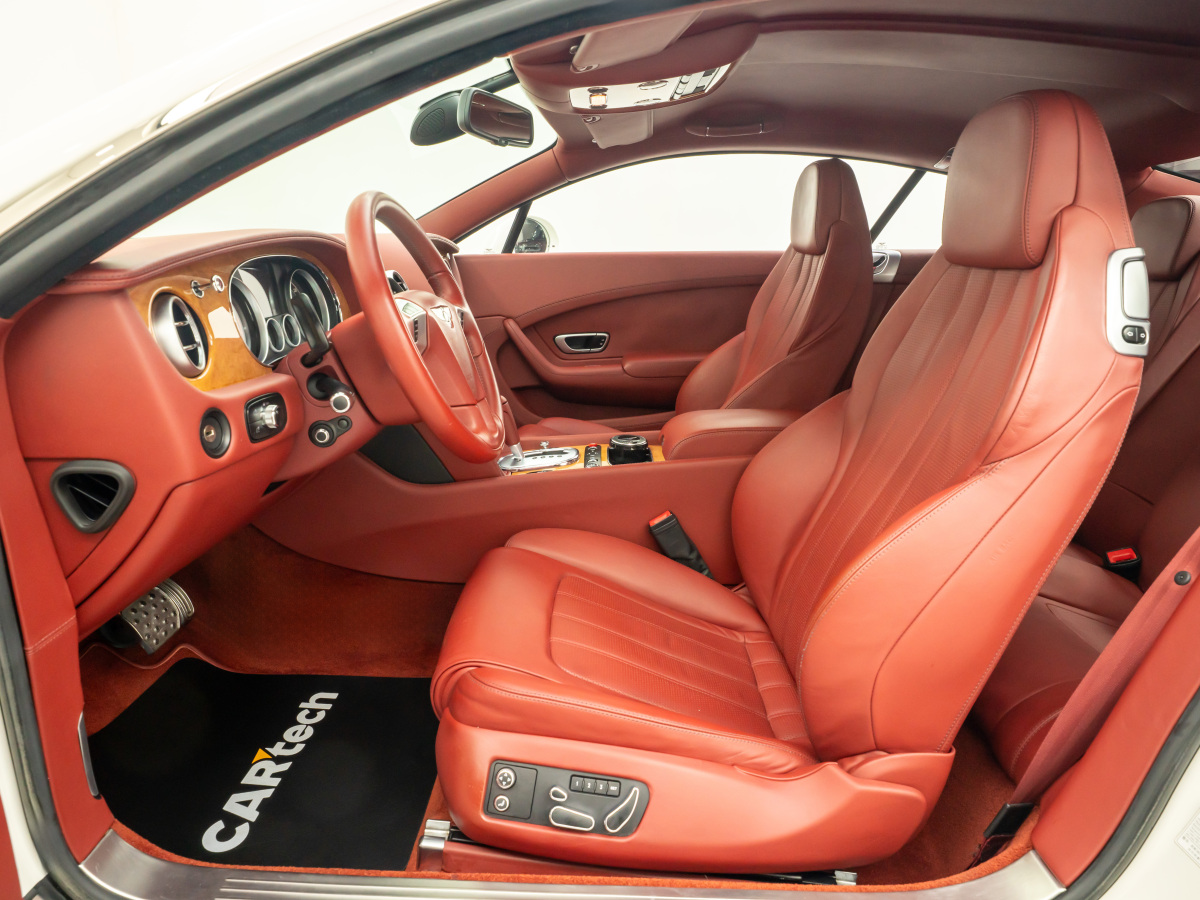 2013年6月賓利 歐陸  2012款 4.0T GT V8