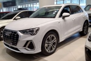 奧迪Q3 奧迪 40 TFSI 時(shí)尚致雅型