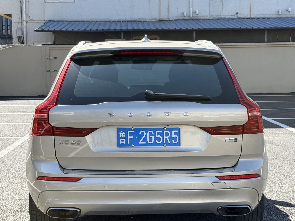 沃爾沃 XC60  2019款  T5 四驅(qū)智遠(yuǎn)版 國(guó)VI圖片