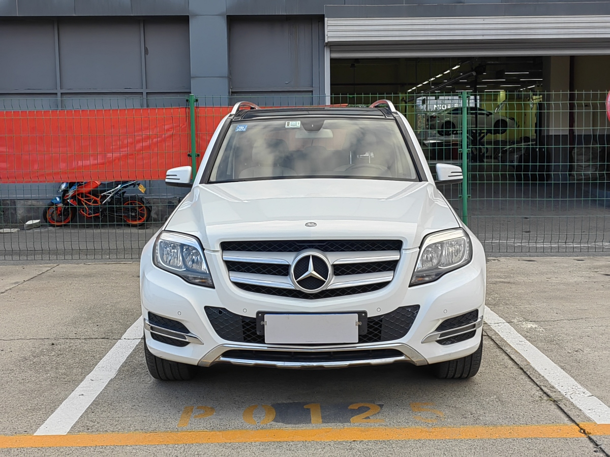 奔馳 奔馳GLK級(jí)  2013款 GLK 300 4MATIC 動(dòng)感天窗型圖片