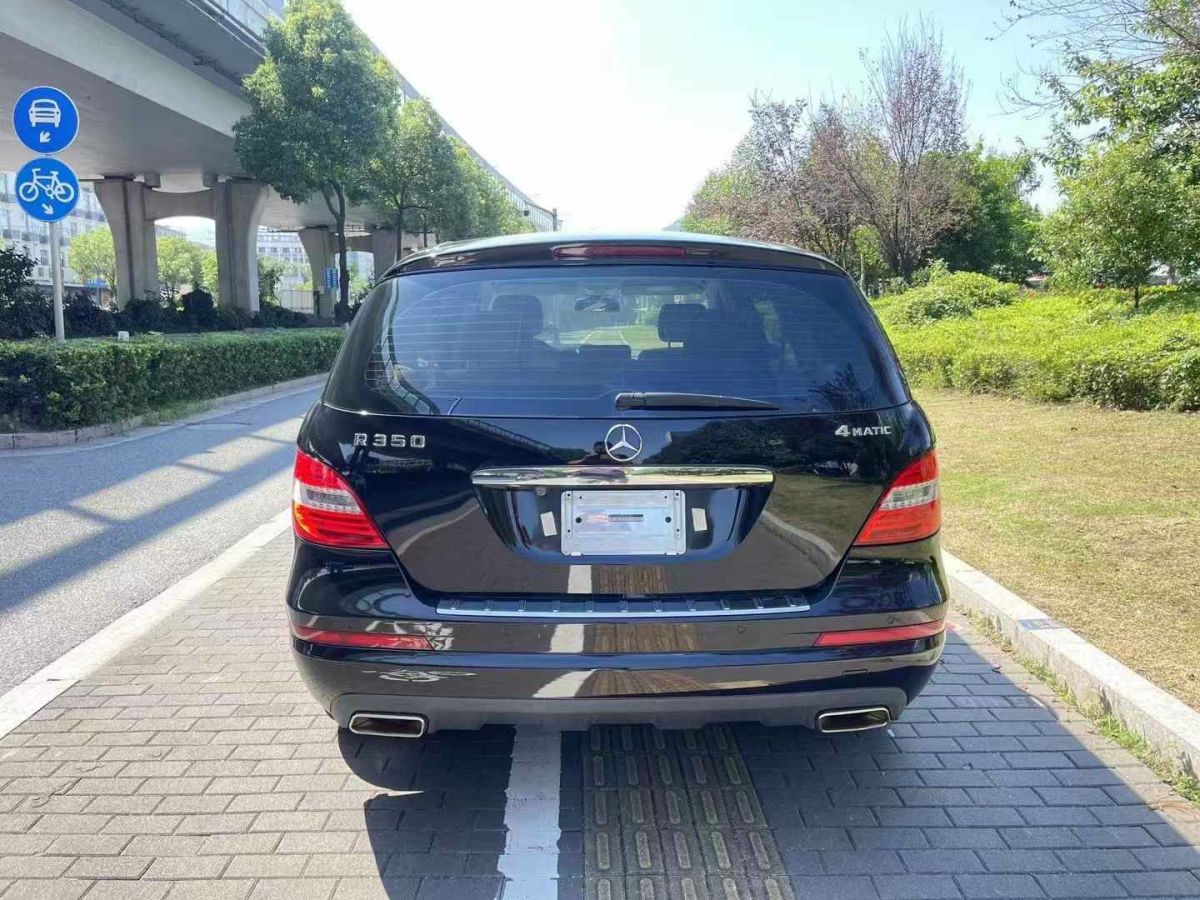 奔馳 奔馳R級  2014款 R 320 4MATIC 商務型圖片