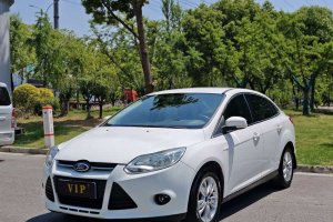 福克斯 福特 三廂 1.6L 自動舒適型