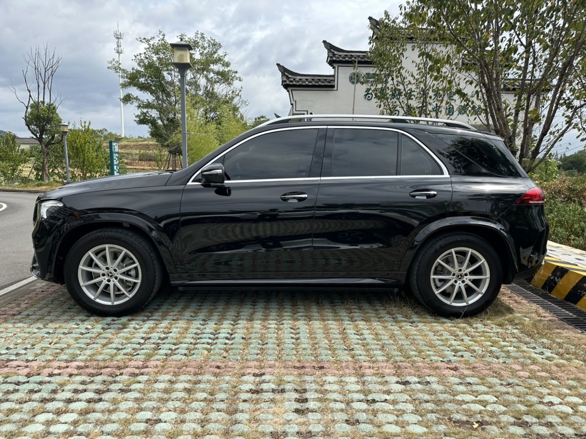 奔驰 奔驰GLE  2020款 改款 GLE 350 4MATIC 时尚型图片