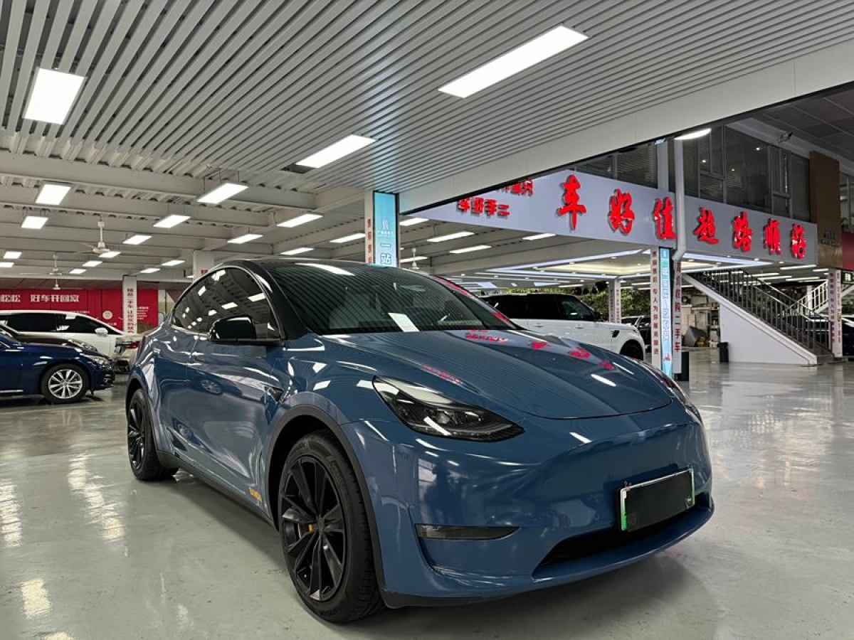 特斯拉 Model 3  2021款 改款 標(biāo)準(zhǔn)續(xù)航后驅(qū)升級(jí)版圖片