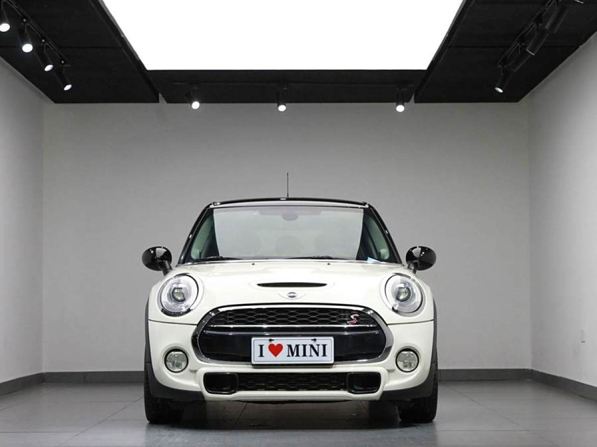 MINI MINI  2015款 2.0T COOPER S 五門版圖片