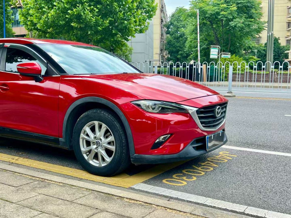馬自達(dá) CX-4  2016款 2.0L 自動兩驅(qū)藍(lán)天品位版圖片