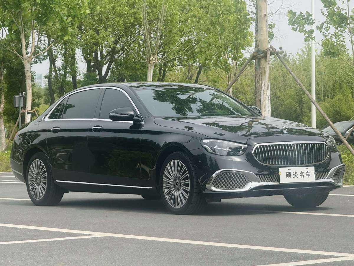 奔馳 奔馳E級  2022款 改款二 E 300 L 時尚型圖片