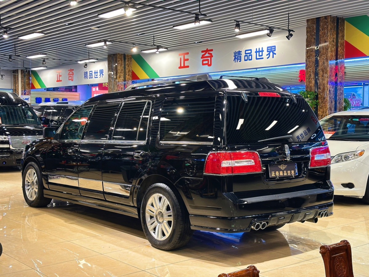 2013年10月林肯 領(lǐng)航員  2010款 5.4L AWD