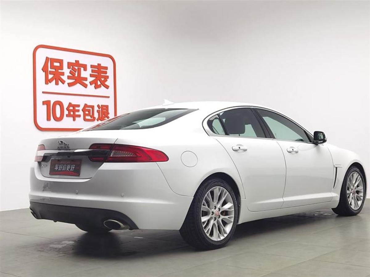 捷豹 XF  2014款 XF 2.0T 豪華版圖片