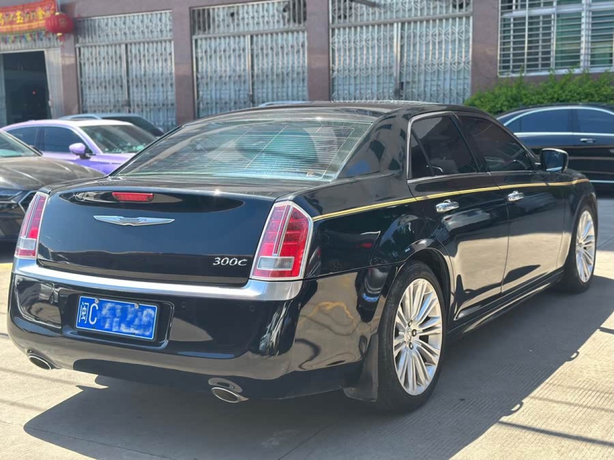 克萊斯勒 300C  2014款 3.0L 卓越版圖片