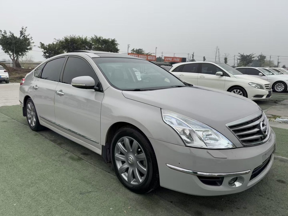 日產(chǎn) 天籟  2008款 公爵 2.5L XV尊雅版圖片