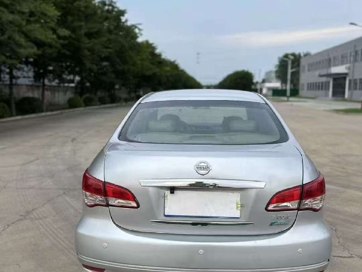 日產(chǎn) 軒逸  2009款 2.0XL CVT豪華版圖片