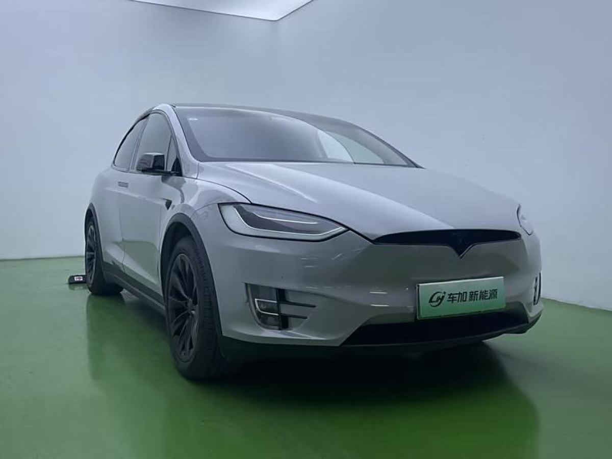 特斯拉 Model X  2016款 Model X 90D圖片