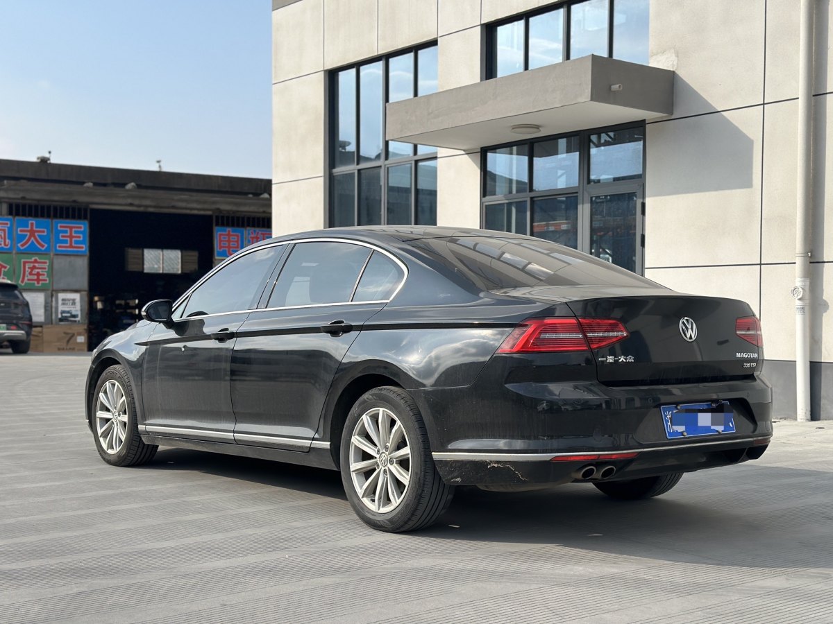 大眾 邁騰  2018款 330TSI DSG 領(lǐng)先型圖片