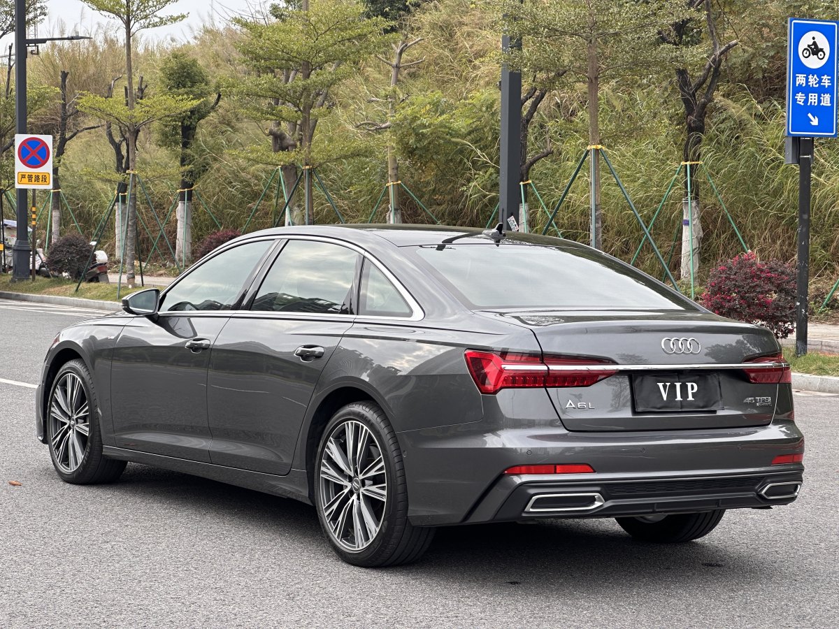 奧迪 奧迪A6L  2021款 45 TFSI quattro 臻選動感型圖片