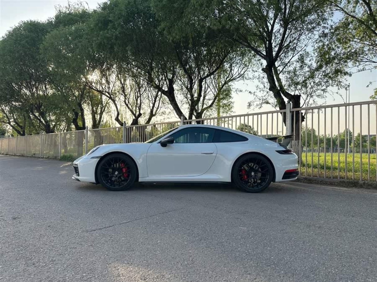 保時(shí)捷 911  2022款 Carrera 4 3.0T圖片